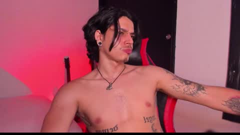 asmodeuszz online show from March 27, 4:18 am