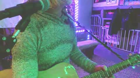 Snapshot of ass_so_sweet chatting on December 16, 10:29 am SIR WILLIAM online show from December 16, 10:29 am