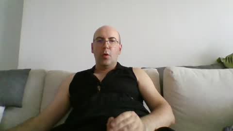 Snapshot of assbitch189 chatting on July 12, 8:16 am assbitch189 online show from July 12, 8:16 am