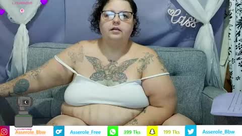 Snapshot of asserolee chatting on May 28, 2:58 pm Cassie online show from May 28, 2:58 pm