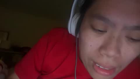 Snapshot of assert32 chatting on December 15, 8:51 am Patty online show from December 15, 8:51 am