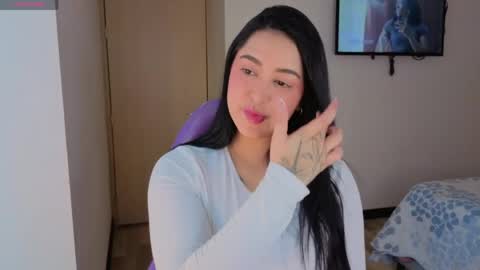 Snapshot of asshley__ chatting on June 7, 7:06 pm Ashley online show from June 7, 7:06 pm