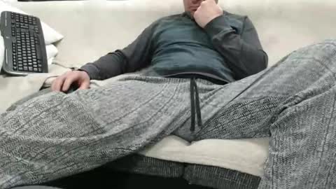 Snapshot of asshunnter chatting on December 27, 5:26 pm MARCO online show from December 27, 5:26 pm