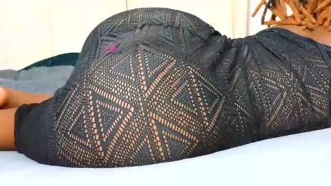 Snapshot of assiology11 chatting on February 9, 12:28 am Assiology online show from February 9, 12:28 am