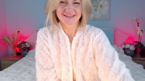 Snapshot of assolmonet chatting on May 17, 7:50 am assolmonet online show from May 17, 7:50 am