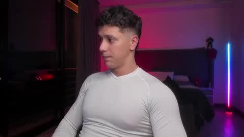 Snapshot of astonhills chatting on September 20, 1:39 am astonhills online show from September 20, 1:39 am