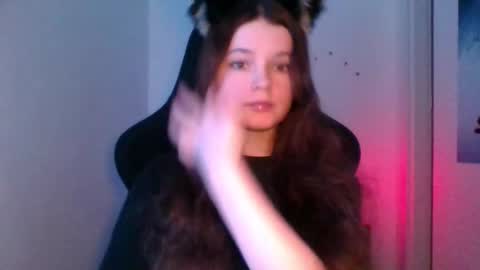 astradream_ online show from March 9, 10:14 pm