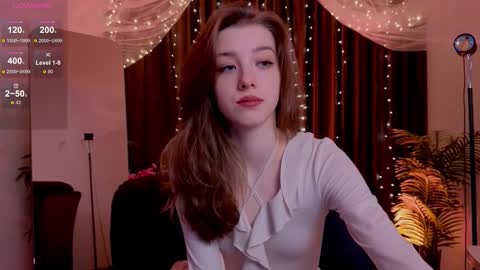 Snapshot of astramist chatting on December 21, 1:29 pm astramist online show from December 21, 1:29 pm