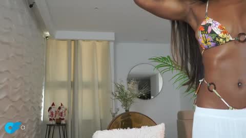 Snapshot of astrea_1 chatting on December 4, 8:18 pm Astrea online show from December 4, 8:18 pm