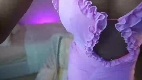 Snapshot of astrea_1 chatting on September 19, 11:38 pm Astrea online show from September 19, 11:38 pm