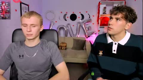 astren online show from February 17, 1:18 pm