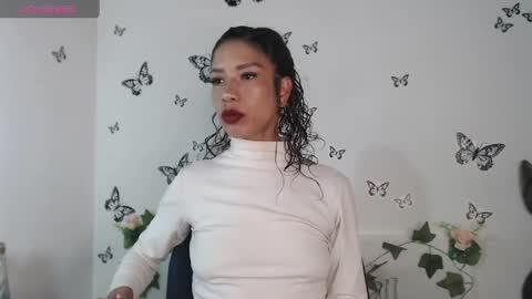 Snapshot of astrid_miller_1 chatting on June 9, 9:04 pm Astrid online show from June 9, 9:04 pm