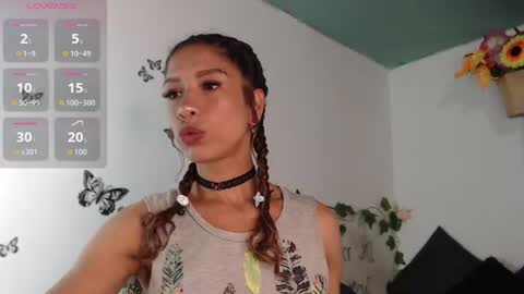 Snapshot of astrid_miller_1 chatting on July 12, 1:40 am Astrid online show from July 12, 1:40 am