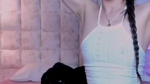 astrid_velle online show from August 1, 12:54 am