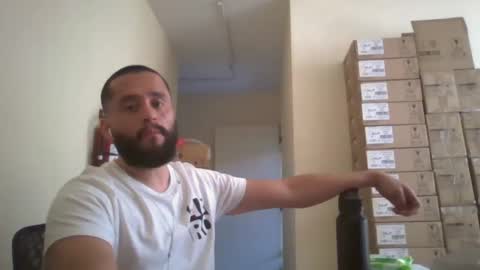 Snapshot of astro_boy_01 chatting on October 17, 9:17 pm astro_boy_01 online show from October 17, 9:17 pm