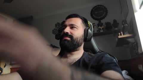 asttarotthh online show from February 17, 5:21 pm