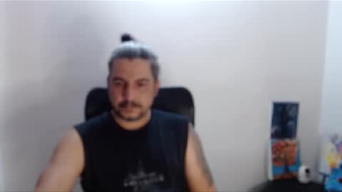 Snapshot of astton_nick chatting on December 9, 3:18 am Nick Astton online show from December 9, 3:18 am