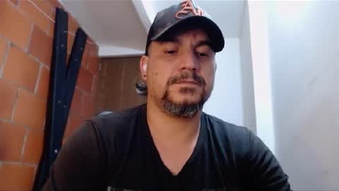 Snapshot of astton_nick chatting on January 22, 5:59 am Nick Astton online show from January 22, 5:59 am