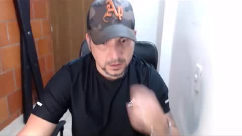 Snapshot of astton_nick chatting on March 11, 6:32 am Nick Astton online show from March 11, 6:32 am