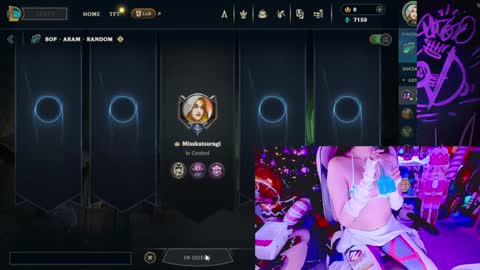 Snapshot of asuka_langleysoryu chatting on December 14, 2:12 am Bonnie online show from December 14, 2:12 am