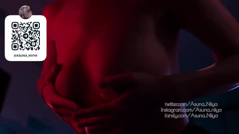 Asuna Niiya - online show from November 4, 12:15 pm