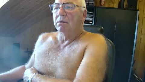 asusandy online show from September 15, 8:14 am