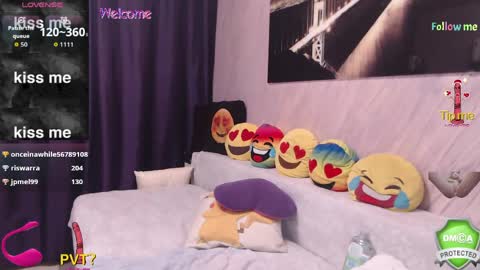 Snapshot of asweetmaya chatting on May 27, 1:57 am ASweetMaya online show from May 27, 1:57 am