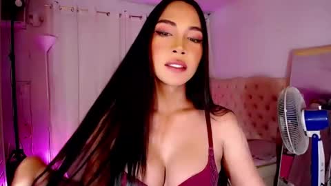 Sam online show from November 9, 4:16 pm