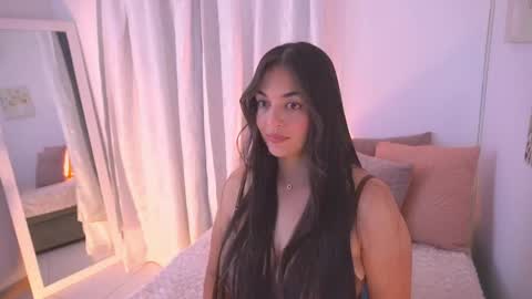 Snapshot of atena676 chatting on May 14, 1:34 am atena676 online show from May 14, 1:34 am