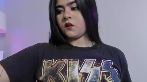 Snapshot of atena_hill chatting on December 1, 7:08 pm Athena online show from December 1, 7:08 pm