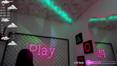 Snapshot of atenea_klett_ chatting on February 17, 1:10 pm ATENEA online show from February 17, 1:10 pm