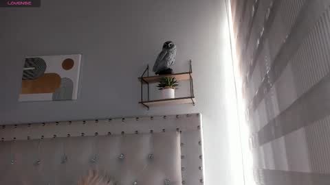 Snapshot of atenea_klett_ chatting on October 6, 1:41 pm ATENEA online show from October 6, 1:41 pm