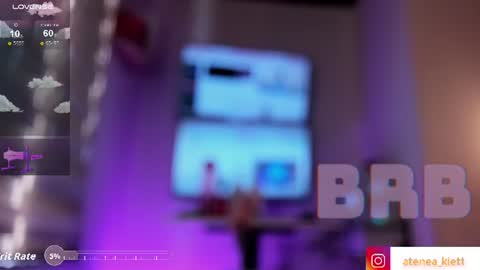 Snapshot of atenea_klett_ chatting on June 11, 2:37 pm ATENEA online show from June 11, 2:37 pm