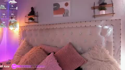 Snapshot of atenea_klett_ chatting on July 16, 2:34 pm ATENEA online show from July 16, 2:34 pm