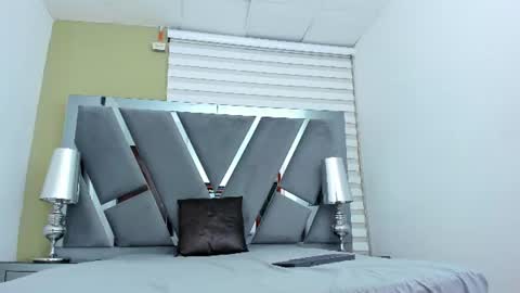 Snapshot of atenea_sexxx chatting on June 24, 4:00 am atenea online show from June 24, 4:00 am