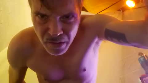 jonnyandrew online show from November 11, 4:12 am