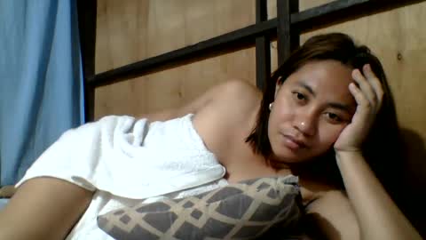 Snapshot of athena231993 chatting on July 9, 6:50 am athena231993 online show from July 9, 6:50 am
