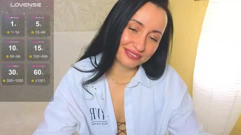 Snapshot of athena_starry chatting on May 23, 2:32 pm athena starry online show from May 23, 2:32 pm