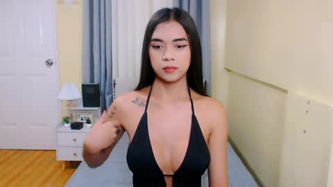 Snapshot of athenaheart chatting on June 1, 12:29 pm Ady online show from June 1, 12:29 pm
