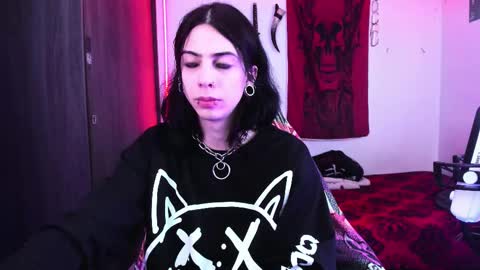 Snapshot of atheneoo_ chatting on February 15, 6:32 am athenauwu online show from February 15, 6:32 am