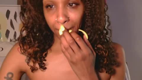 Snapshot of atirahcali chatting on June 13, 12:36 pm AtirahCali online show from June 13, 12:36 pm