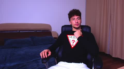 AtlasCharm online show from December 29, 4:51 pm
