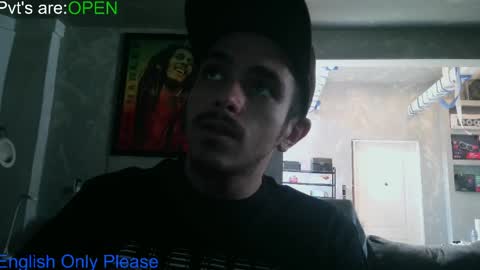 Snapshot of atmorin01 chatting on March 29, 7:58 pm Atmarin199 aka Dre online show from March 29, 7:58 pm