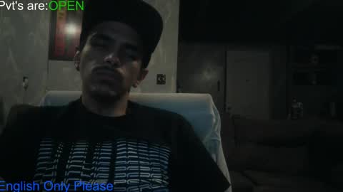 Snapshot of atmorin01 chatting on April 2, 9:18 am Atmarin199 aka Dre online show from April 2, 9:18 am