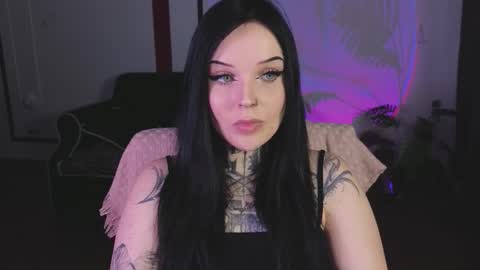 online every day between 10am-23pm online show from November 13, 8:02 am