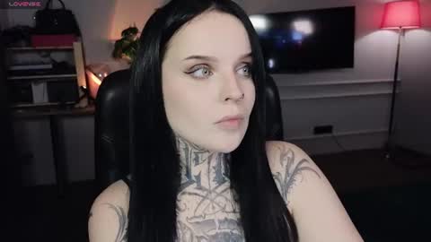 online every day between 10am-23pm online show from July 19, 10:02 pm