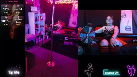 Snapshot of atomicfireball8 chatting on February 1, 1:15 am Atomicfireball8 online show from February 1, 1:15 am