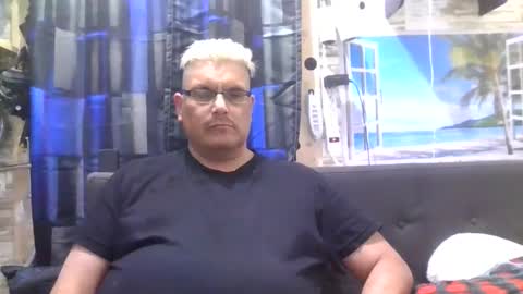 Snapshot of atr2424 chatting on December 29, 11:50 am A online show from December 29, 11:50 am