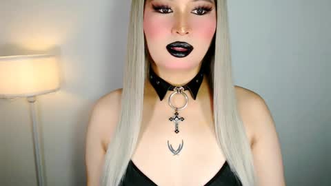 Audrey online show from May 4, 9:05 am