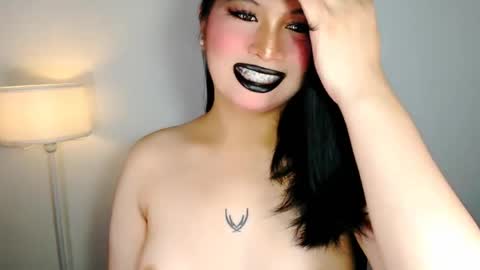 Audrey online show from June 2, 9:33 am